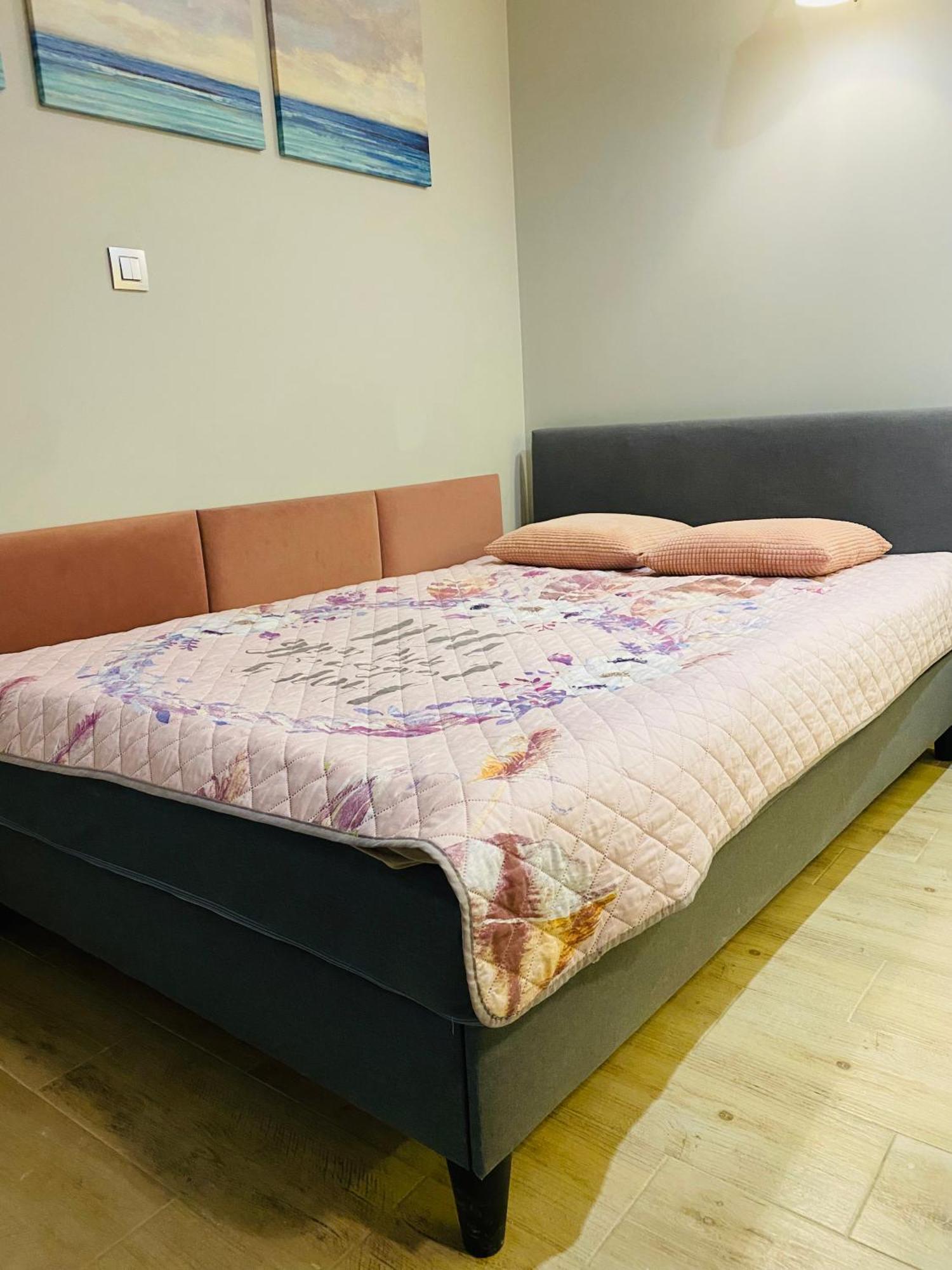 Apartament Pink Klifowa Rewal Ngoại thất bức ảnh