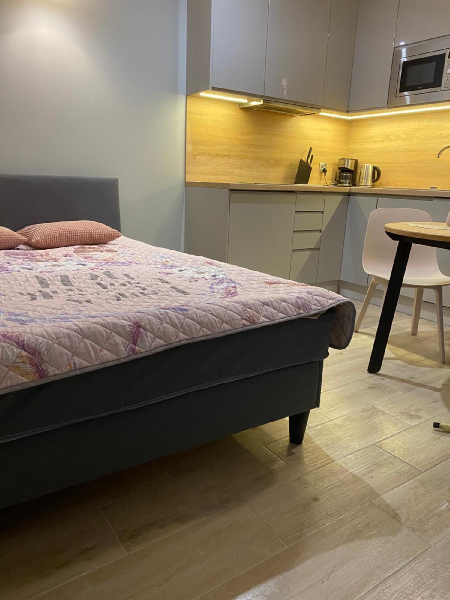 Apartament Pink Klifowa Rewal Ngoại thất bức ảnh